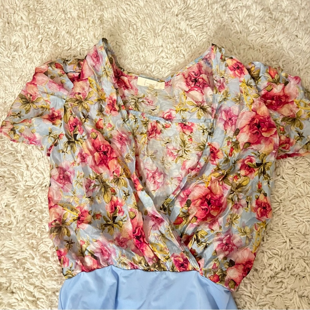 GORGEOUS floral blouse/bodysuit (boutique find!)
